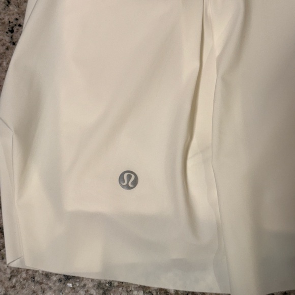 Lululemon Lost In Pace Skirt White Size 8 - Picture 9 of 11